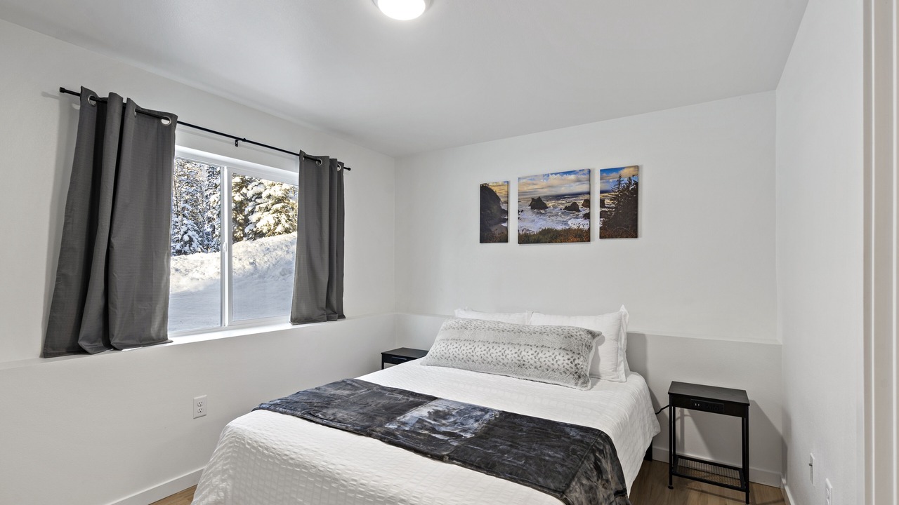 Photo of Bedroom in Eagle River