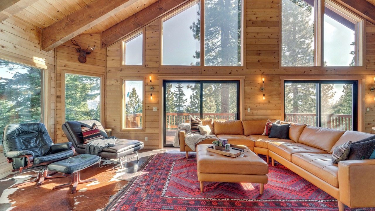 Photo of Livingroom in Kingswood Estates