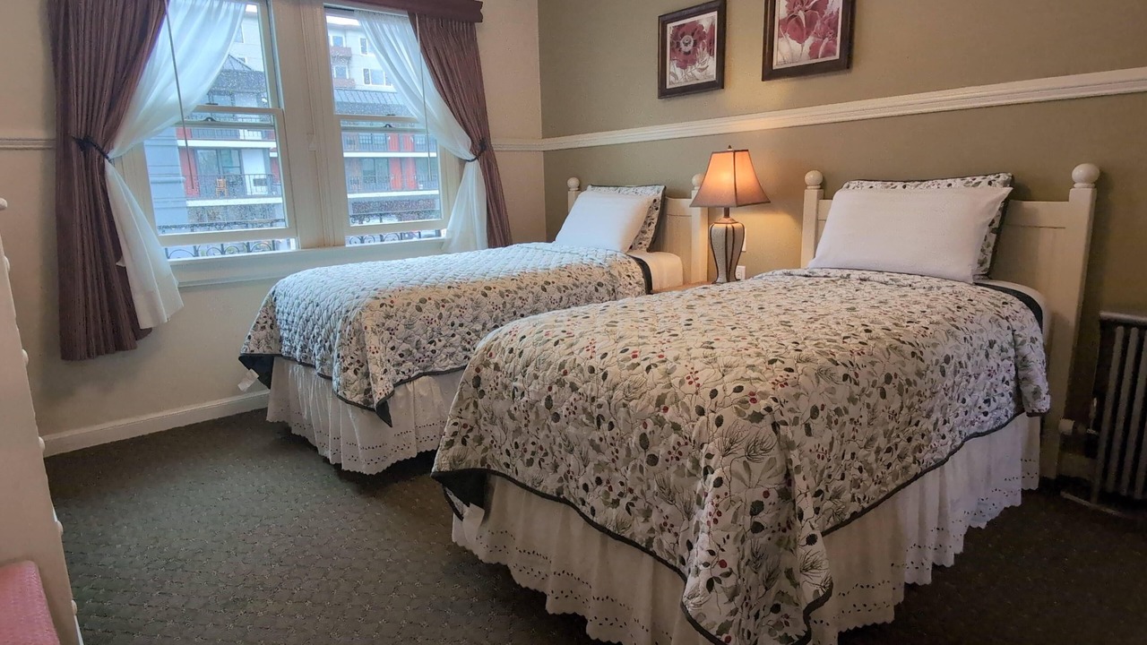 Photo of Bedroom in Marina District