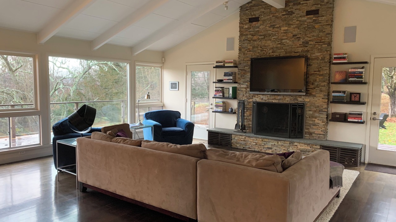 Photo of Livingroom in Town of Copake