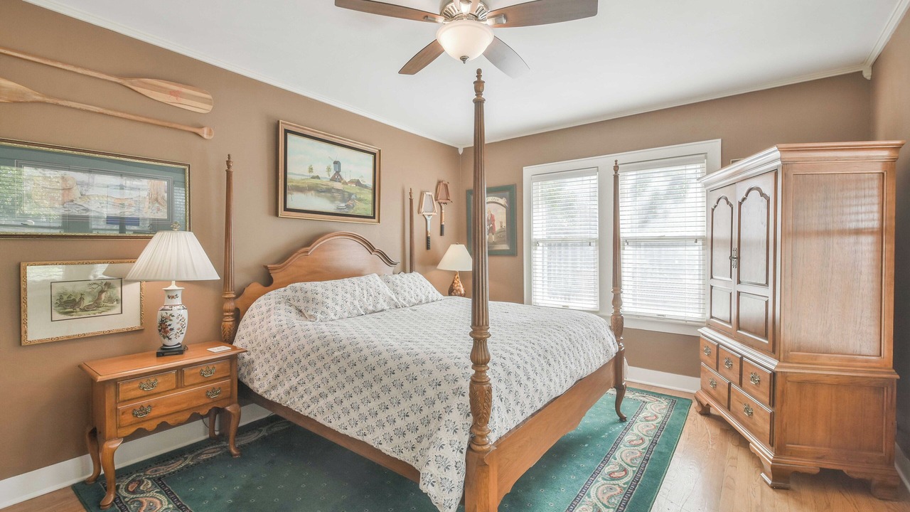 Photo of Bedroom in Brenham