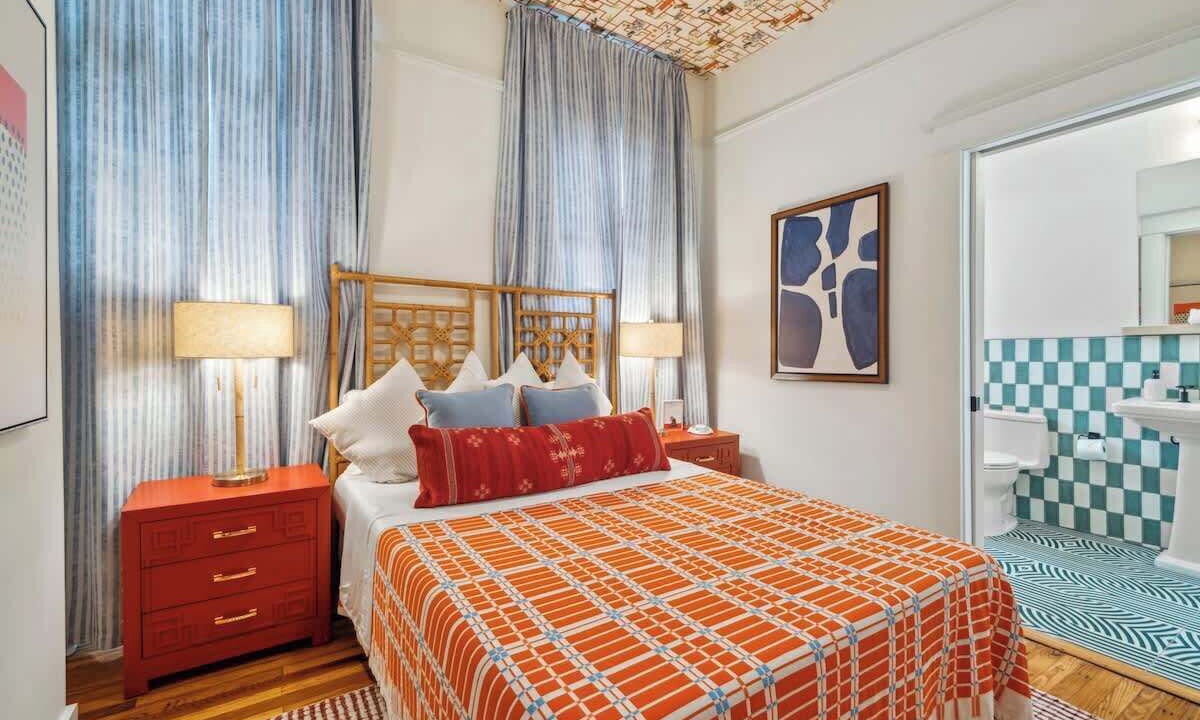 Photo of Bedroom in Freret