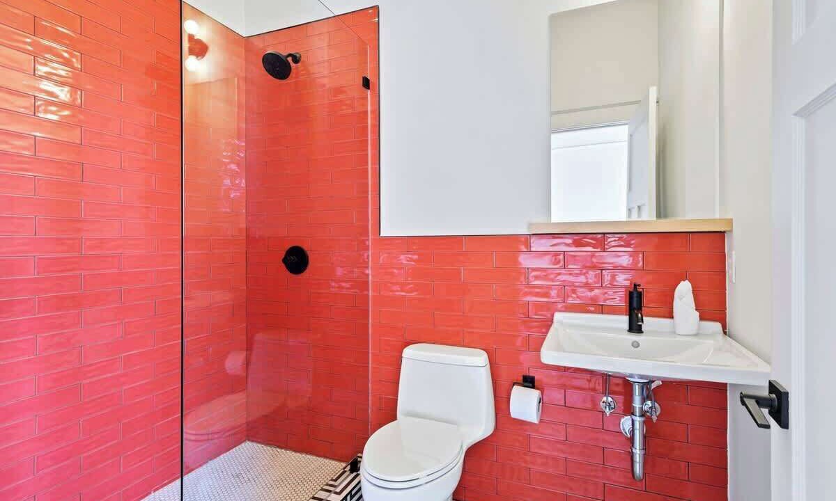Photo of Bathroom in Freret