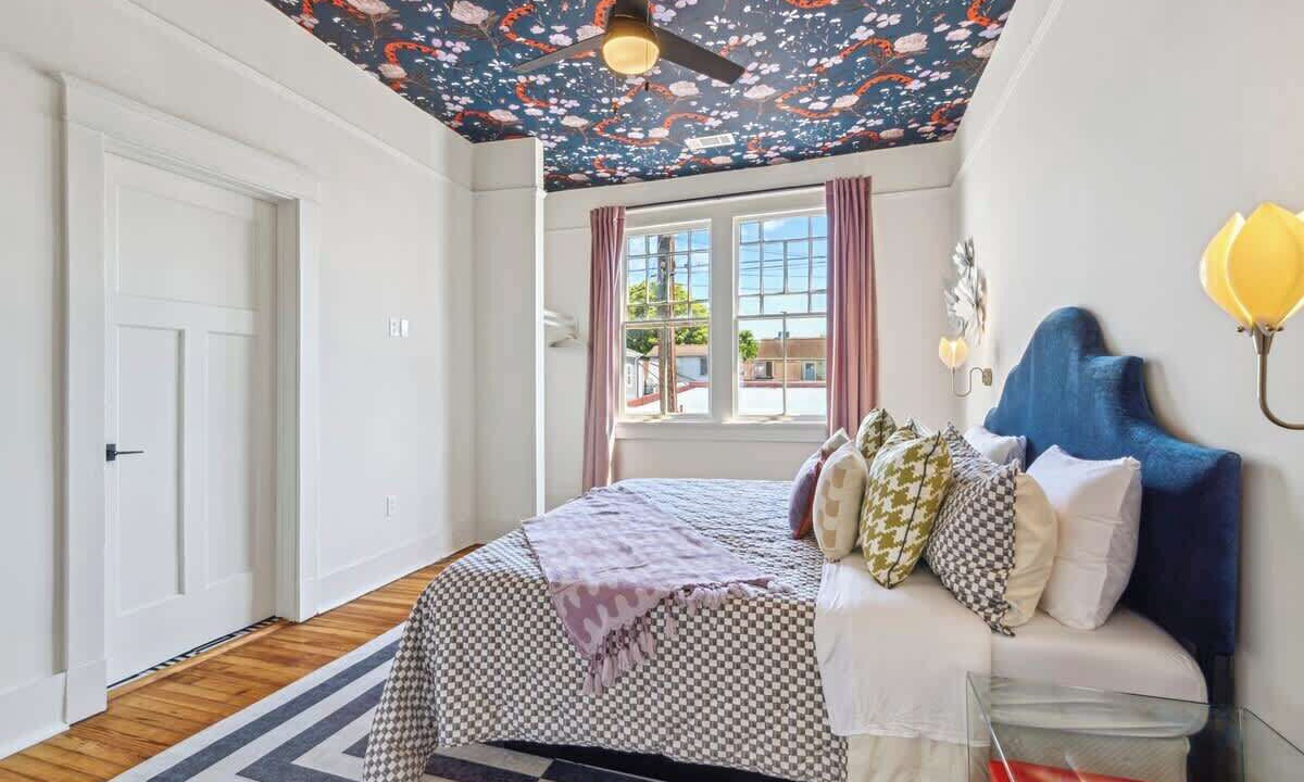 Photo of Bedroom in Freret