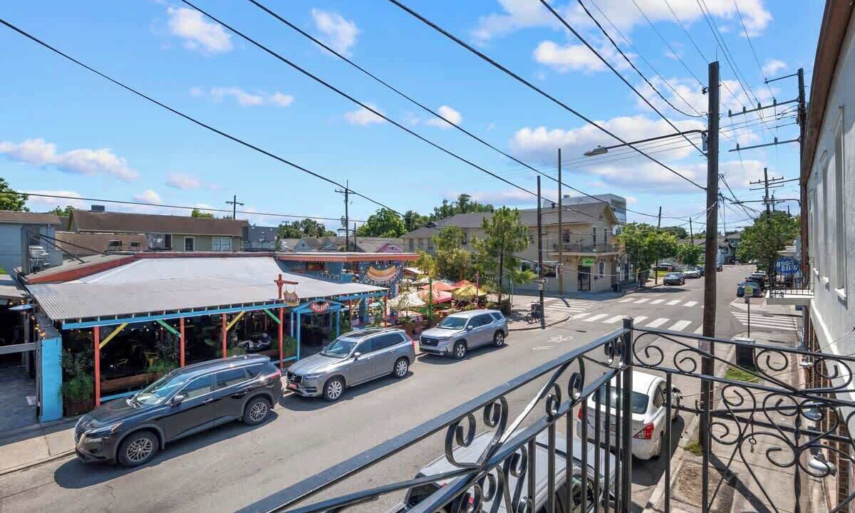 Photo of Outdoor in Freret