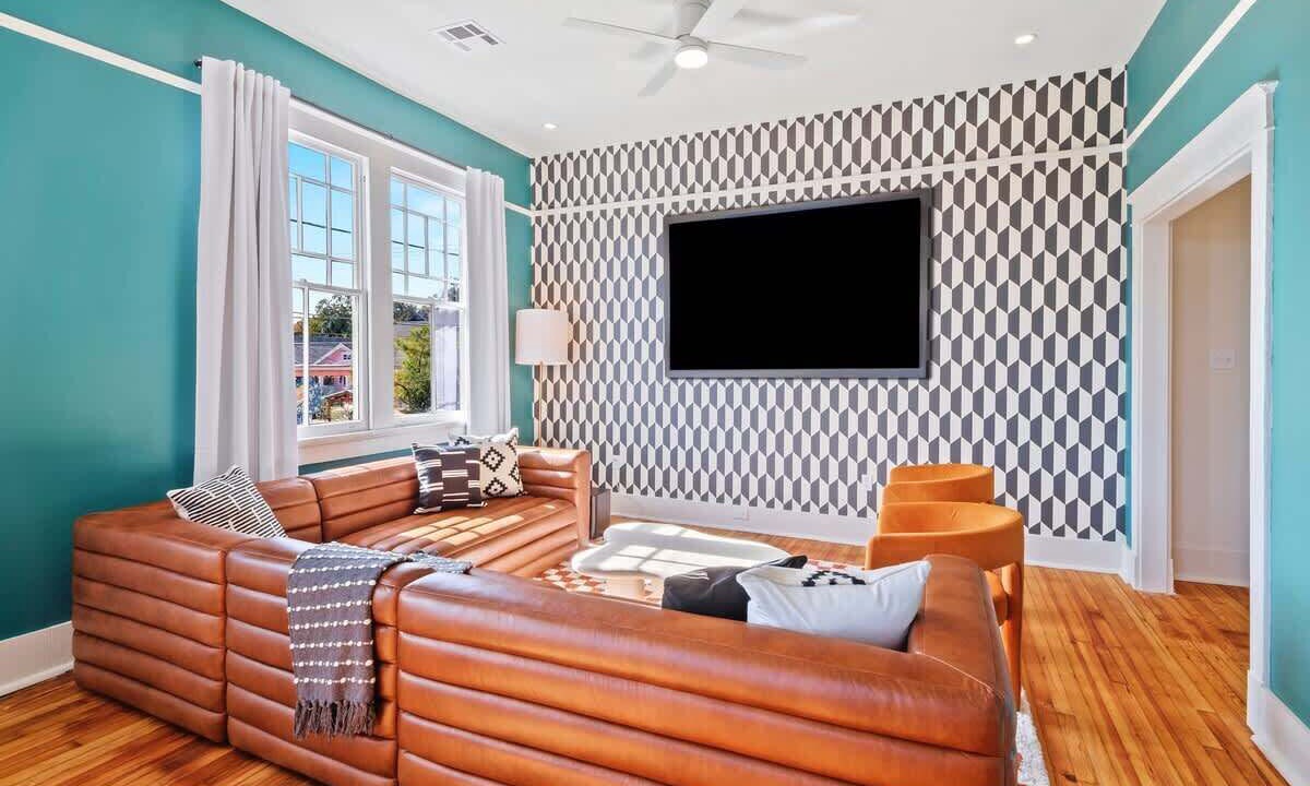 Photo of Livingroom in Freret