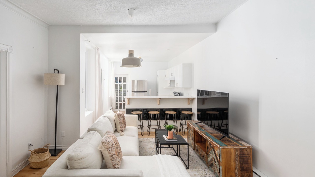 Photo of Livingroom in Mile End