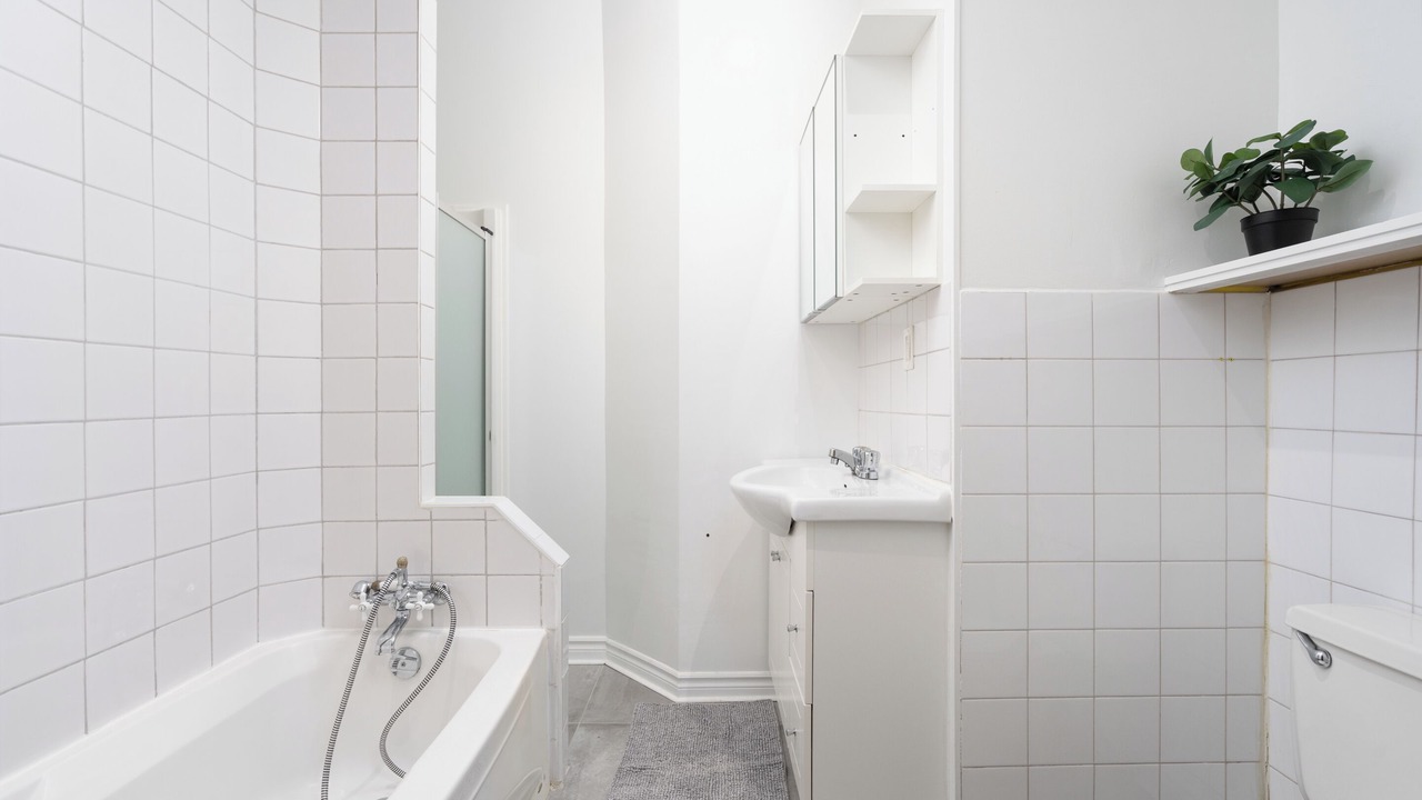 Photo of Bathroom in Mile End