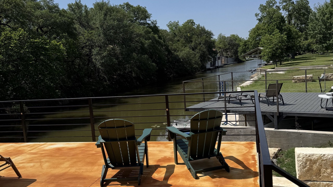 Photo of Patio Balcony in Horseshoe Bay