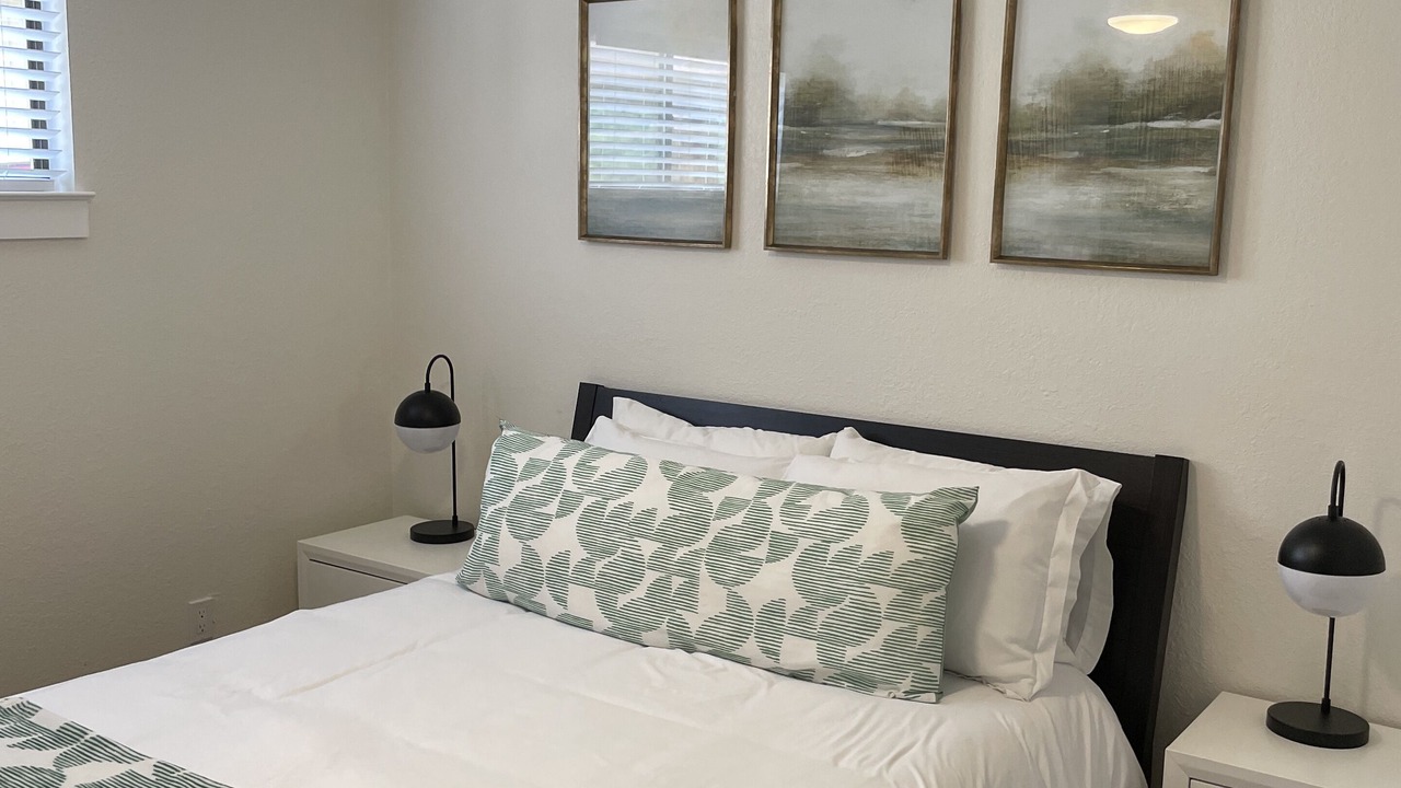 Photo of Bedroom in Horseshoe Bay