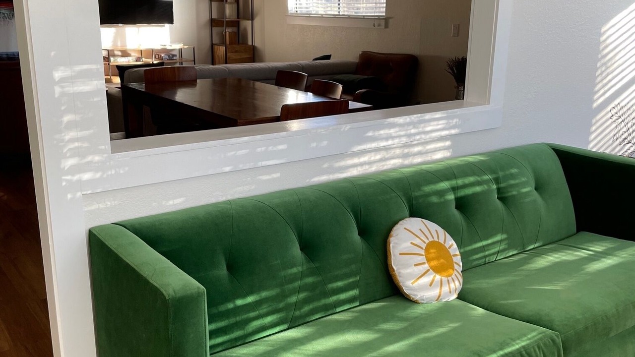 Photo of Livingroom in Horseshoe Bay