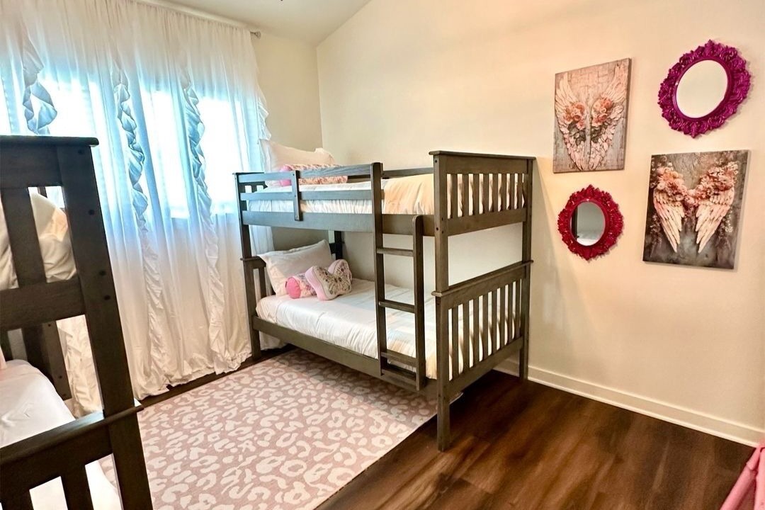 Photo of Bedroom in Alvin