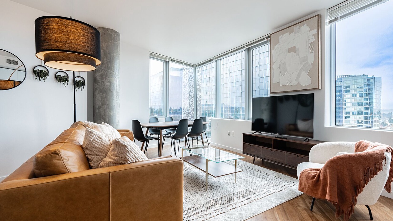 Photo of Livingroom in West Bellevue