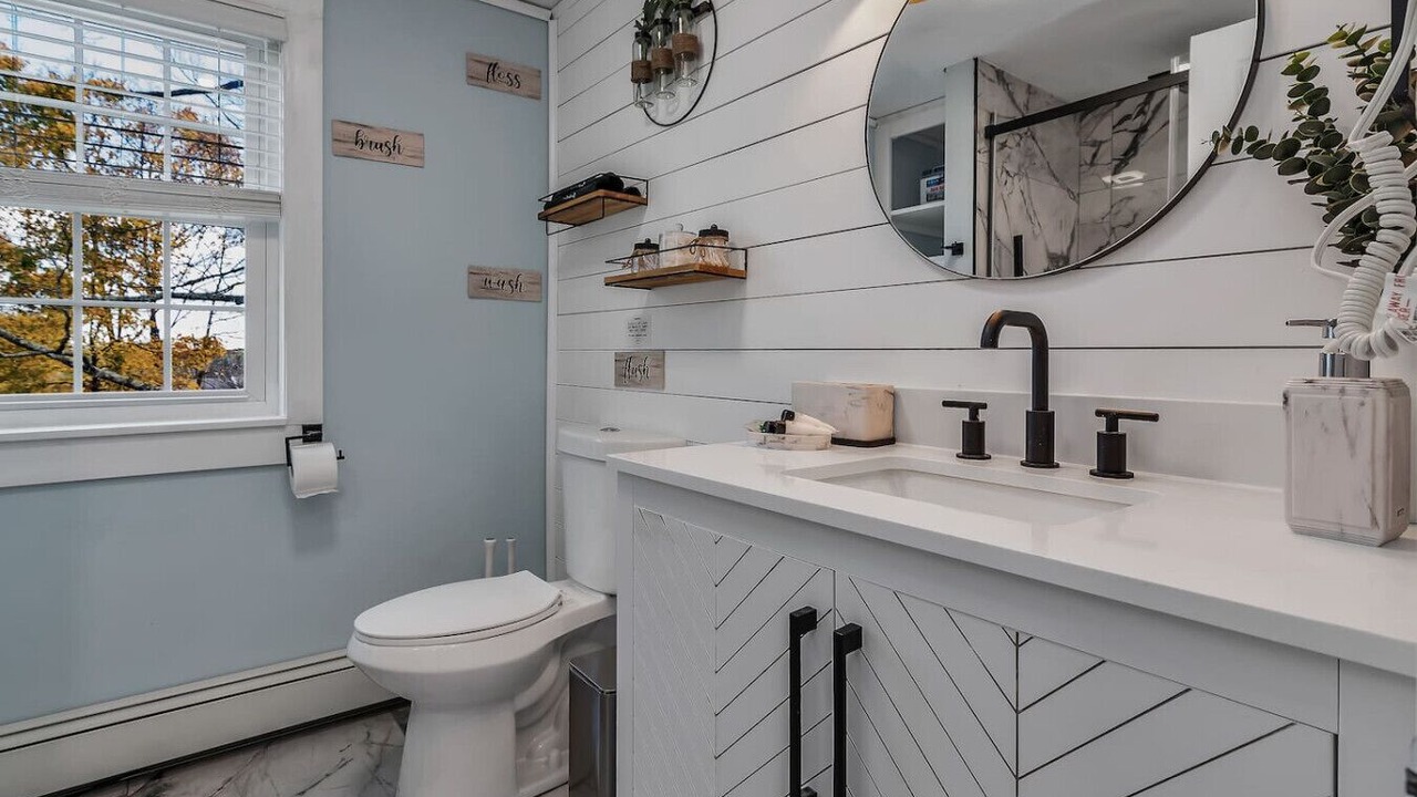 Photo of Bathroom in Methuen