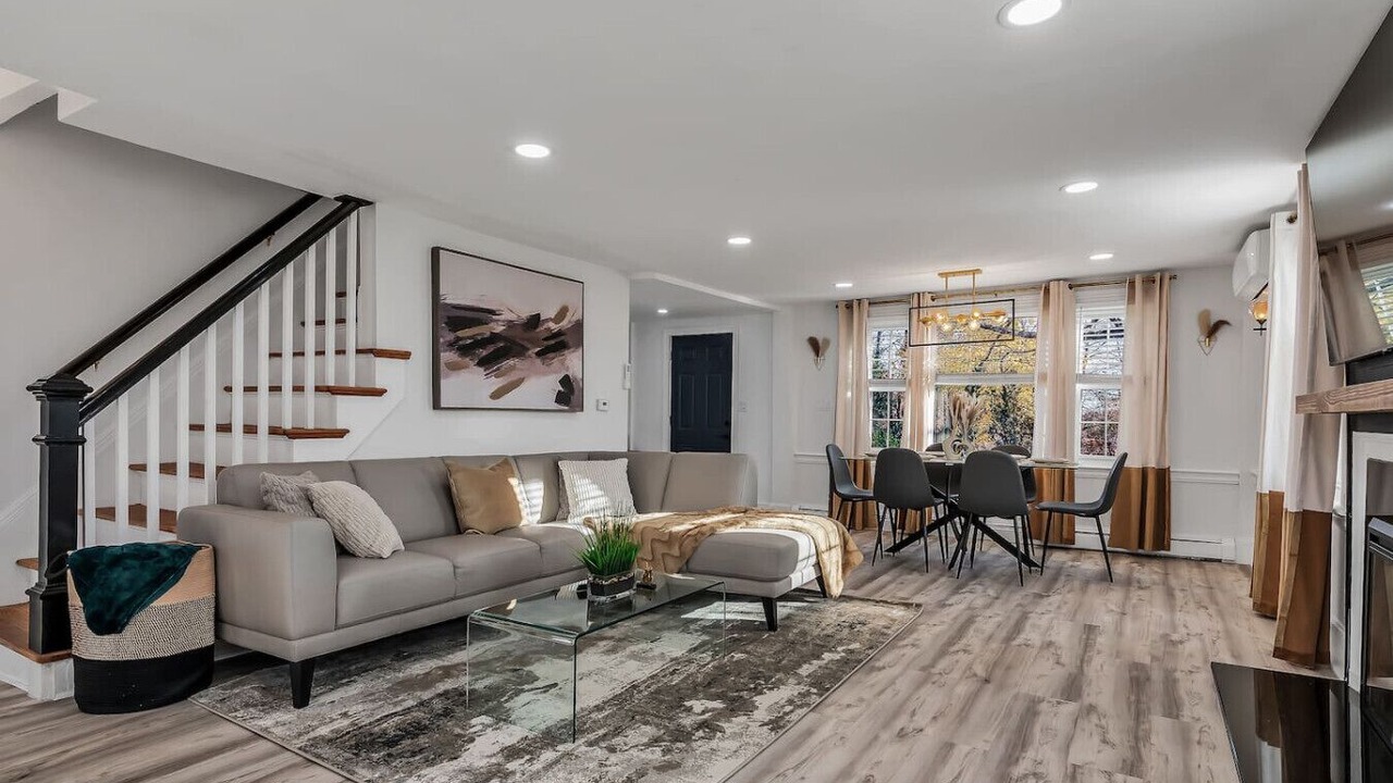 Photo of Livingroom in Methuen