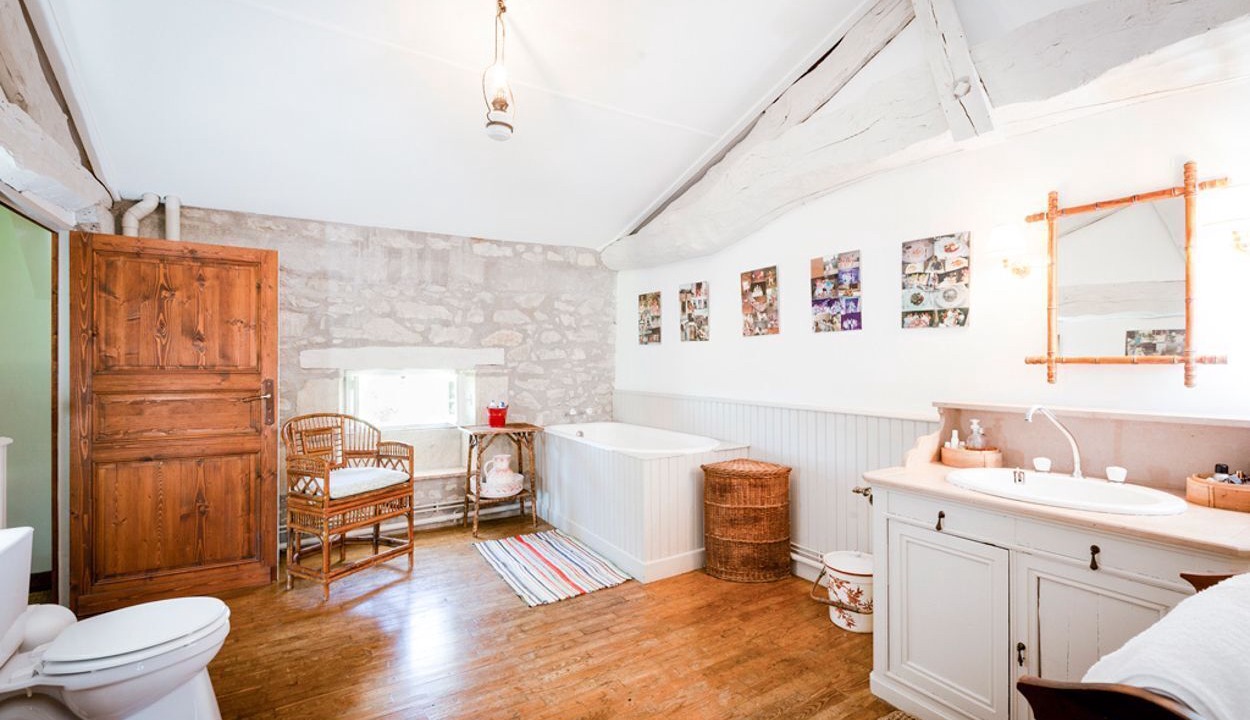 Photo of Bathroom in Segalas