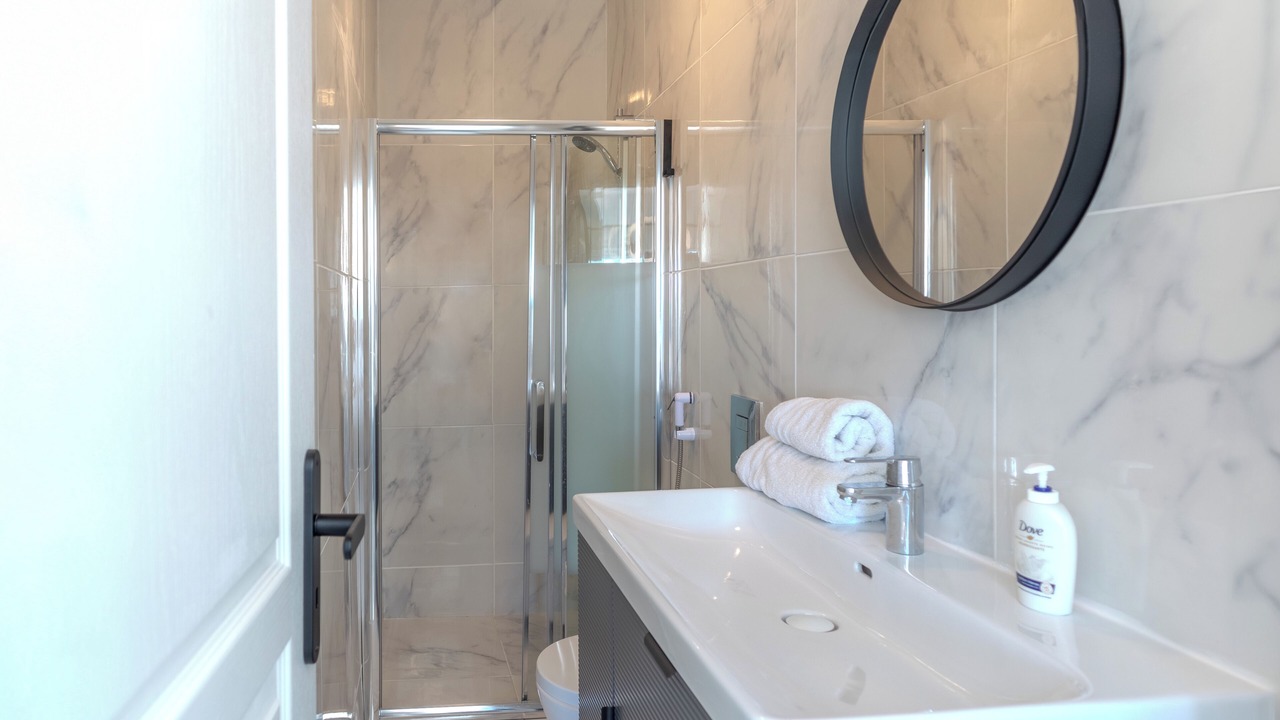 Photo of Bathroom in Epinay-sur-Seine