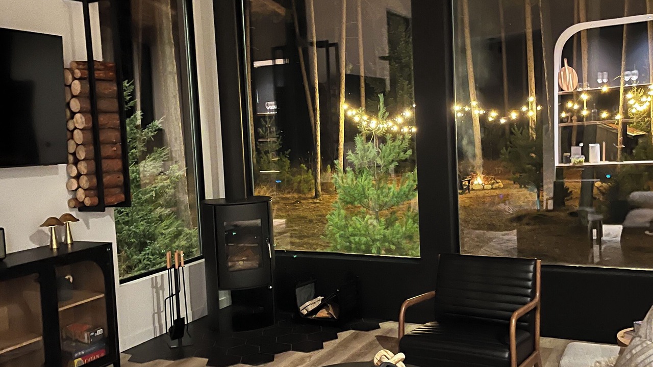 Photo of Livingroom in McMurrich/Monteith