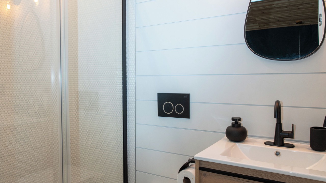 Photo of Bathroom in McMurrich/Monteith