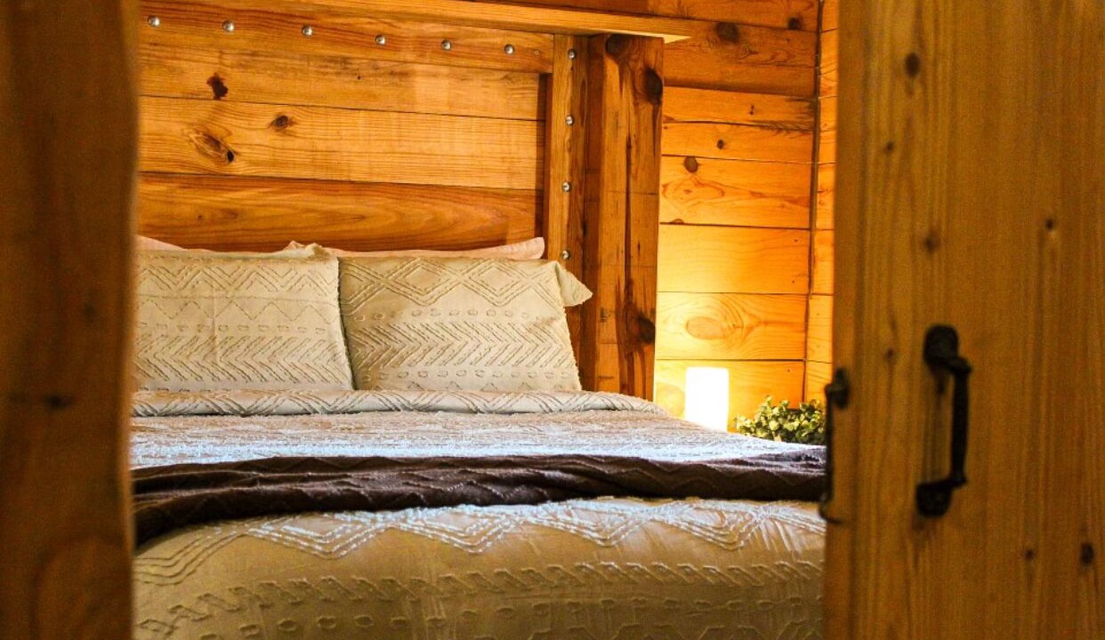Photo of Bedroom in Eureka Springs