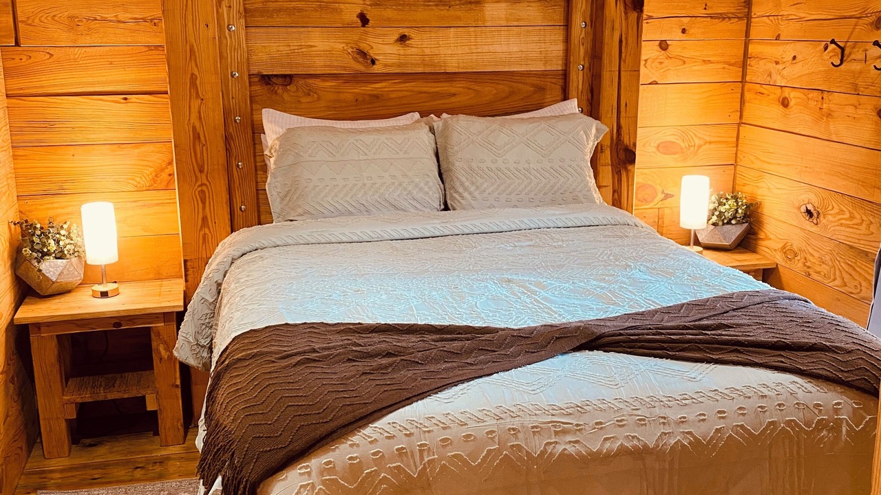 Photo of Bedroom in Eureka Springs