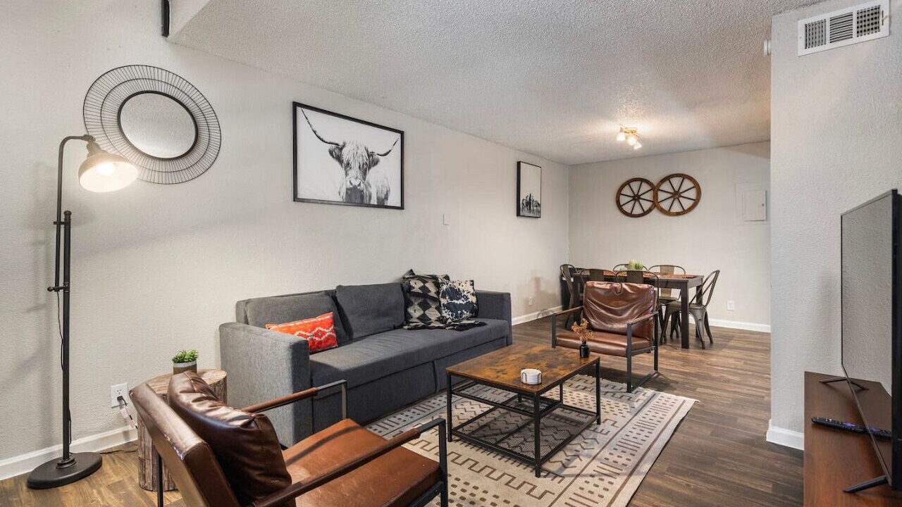 Photo of Livingroom in Fort Worth