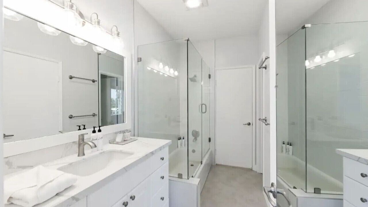 Photo of Bathroom in Coronado