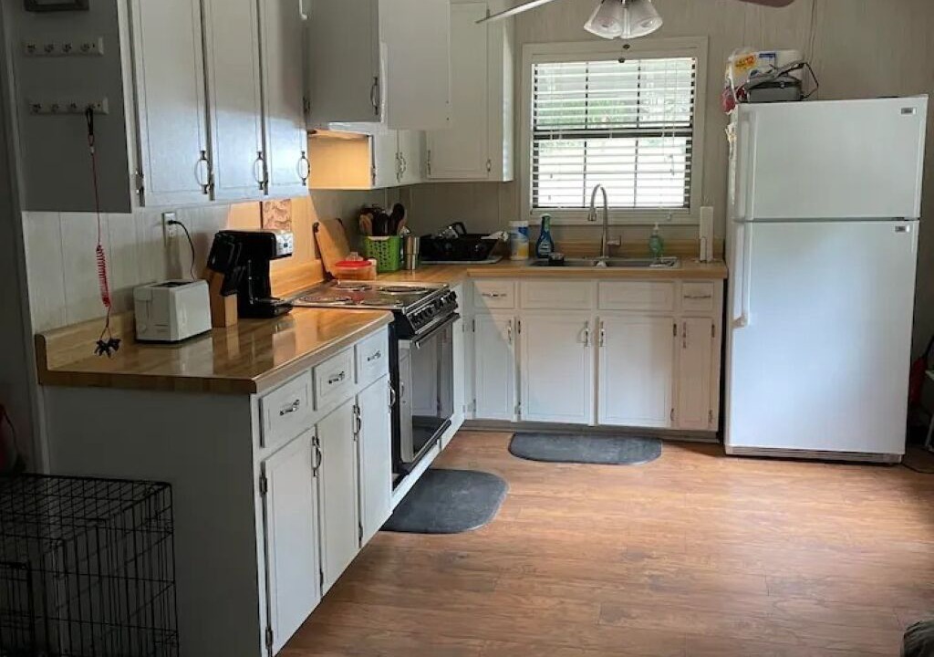 Photo of Kitchen in Abbeville