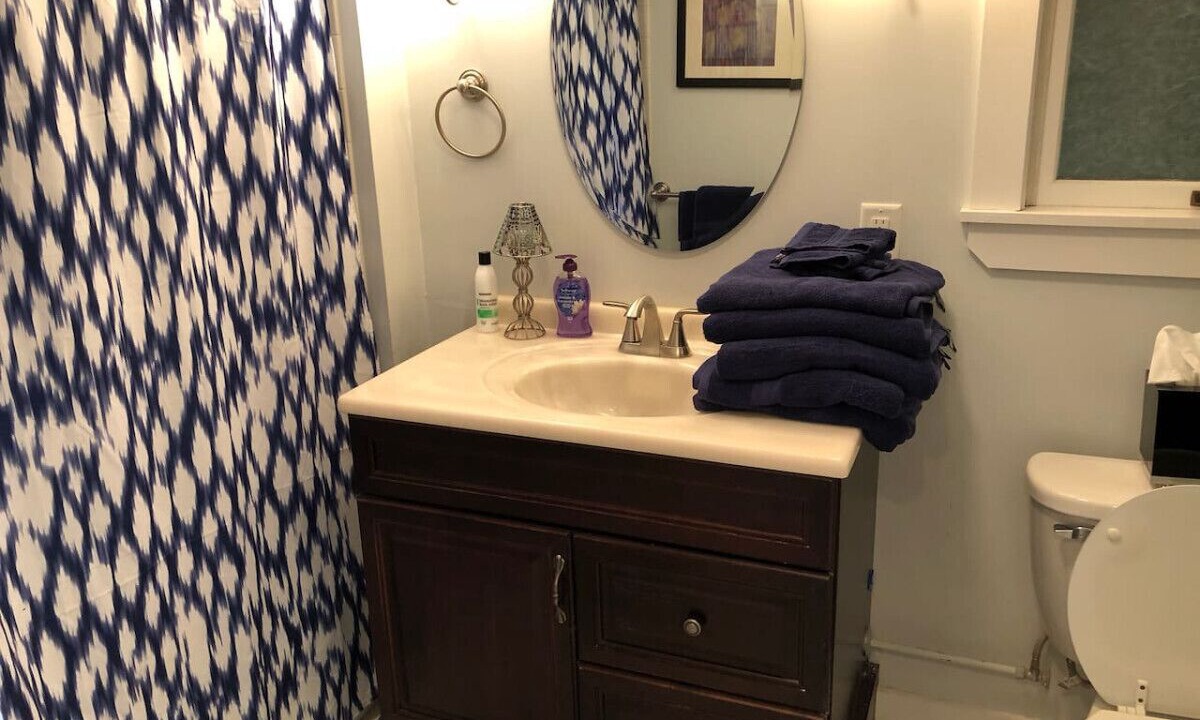 Photo of Bathroom in Back Cove
