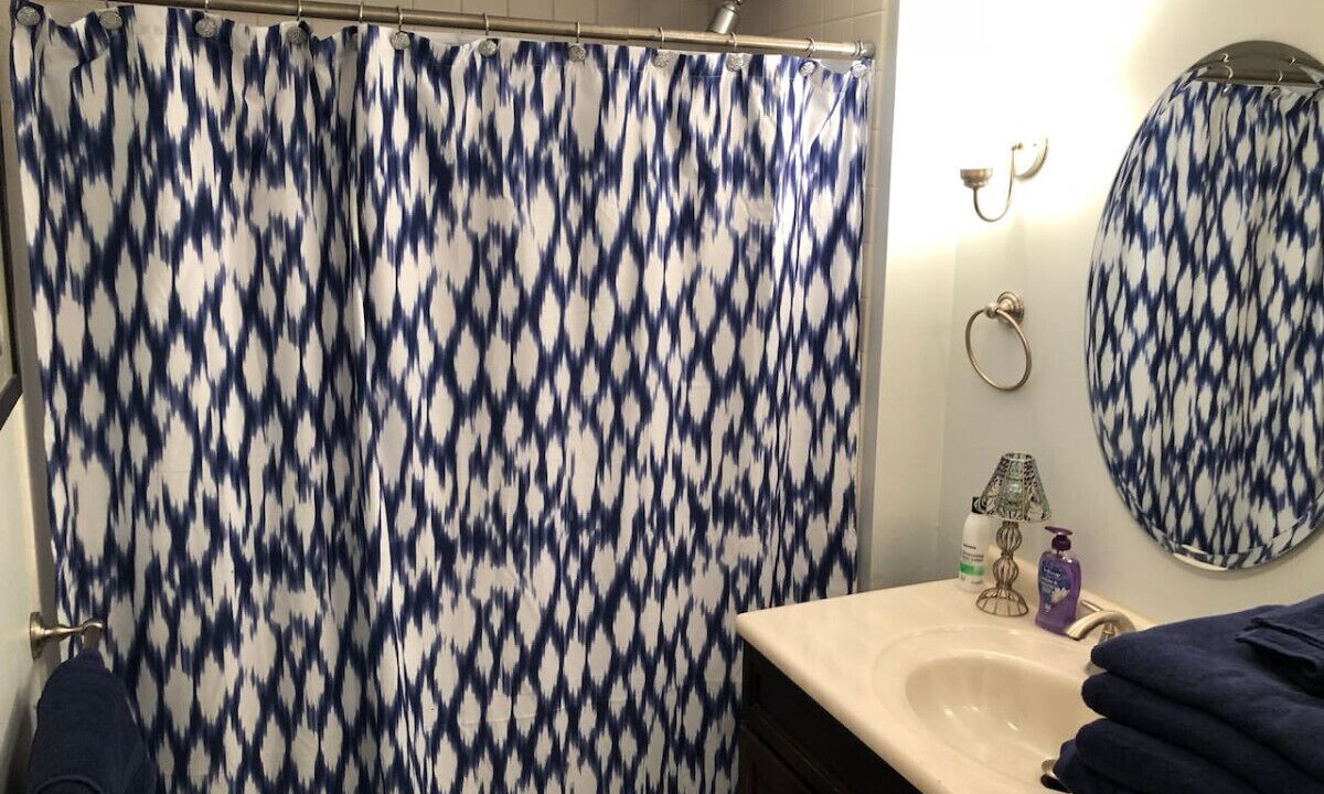 Photo of Bathroom in Back Cove