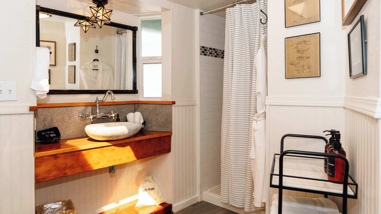 Photo of Bathroom in Historic Railroad District