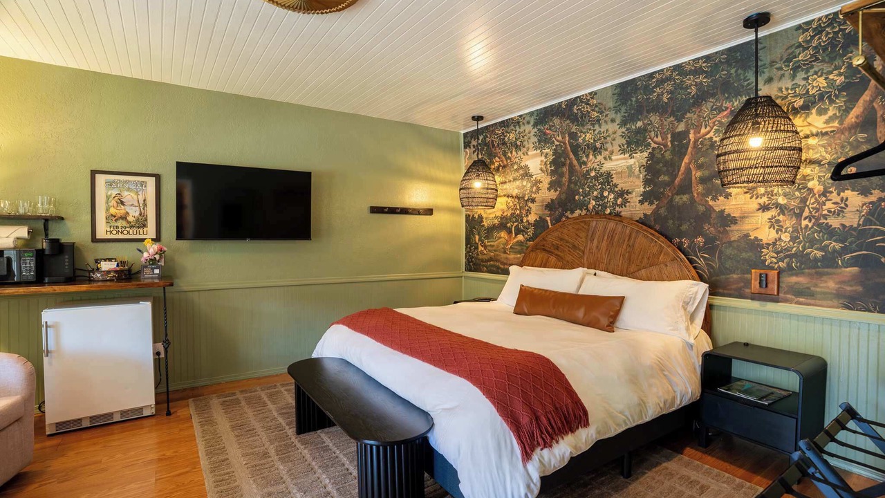 Photo of Bedroom in Historic Railroad District