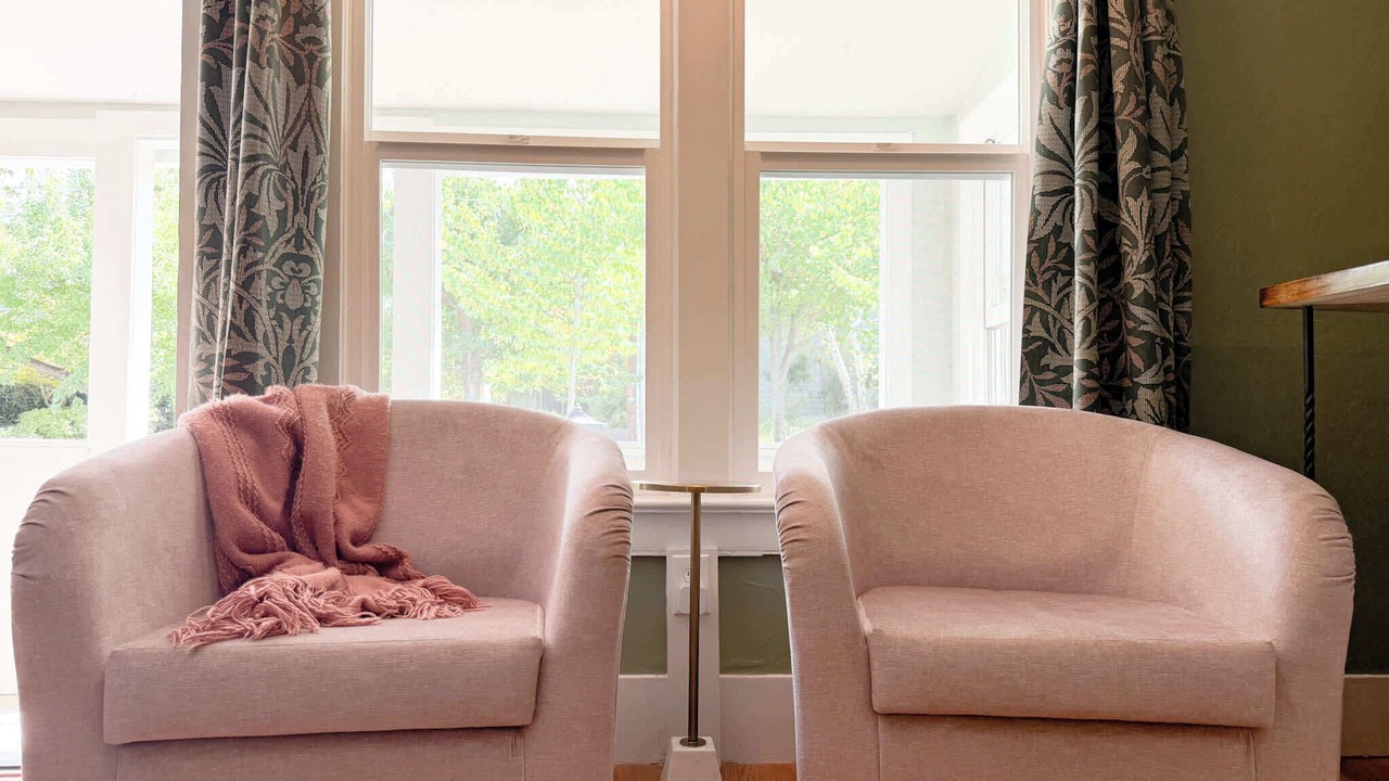 Photo of Livingroom in Historic Railroad District