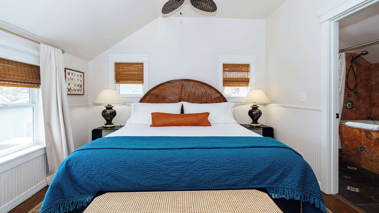 Photo of Bedroom in Historic Railroad District