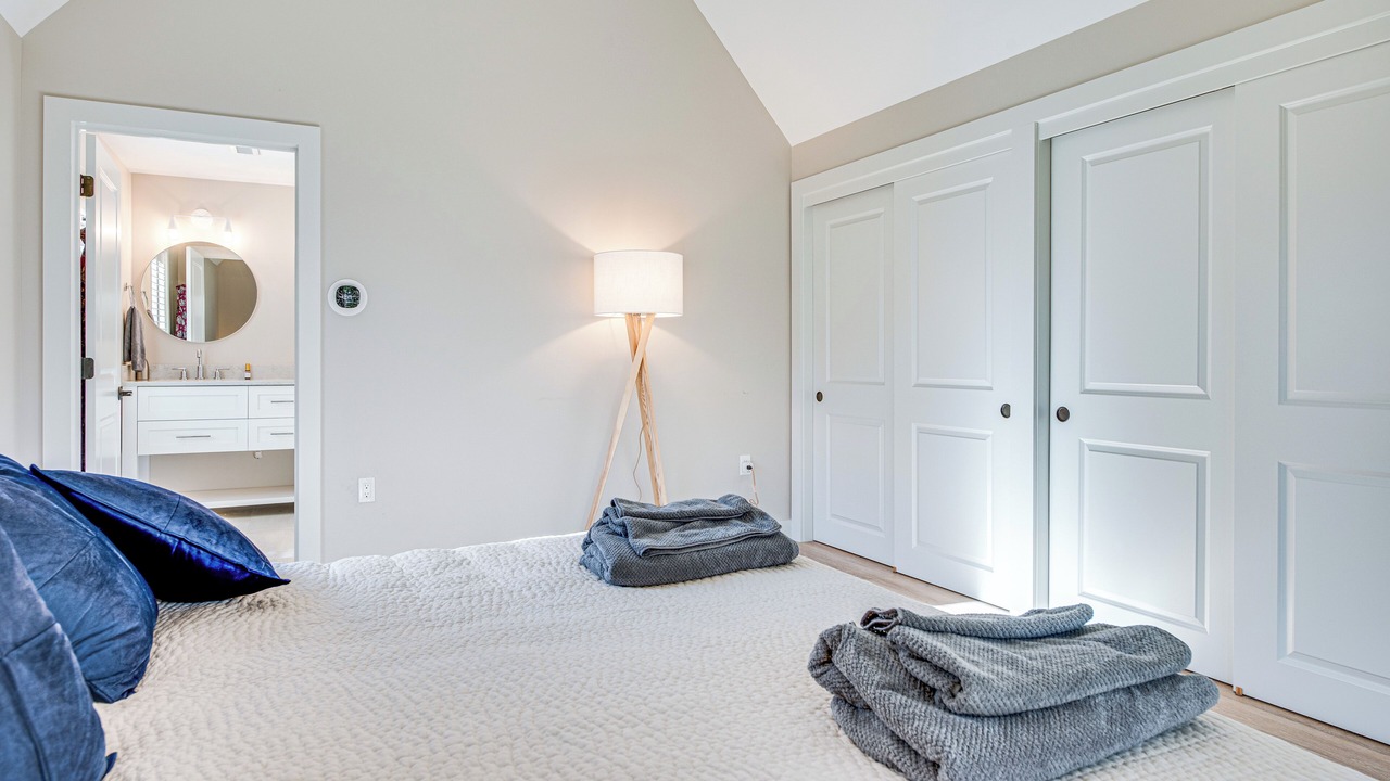 Photo of Bedroom in South Eliot