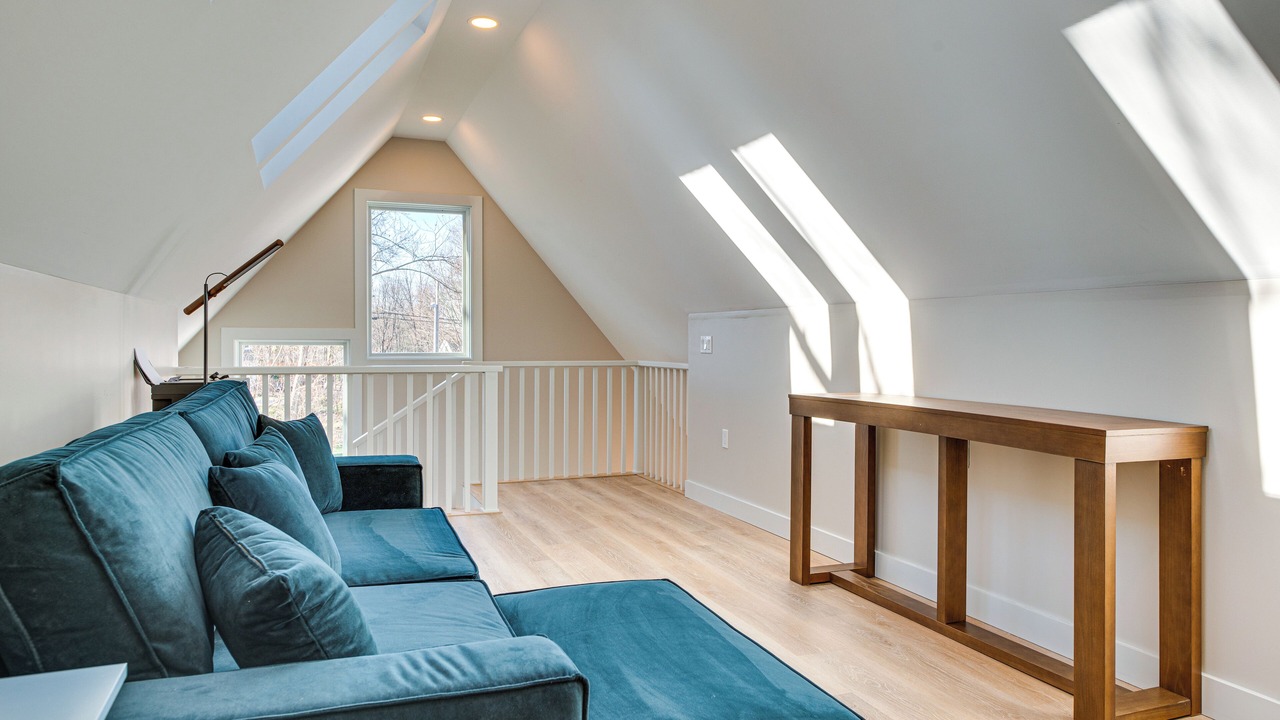 Photo of Livingroom in South Eliot