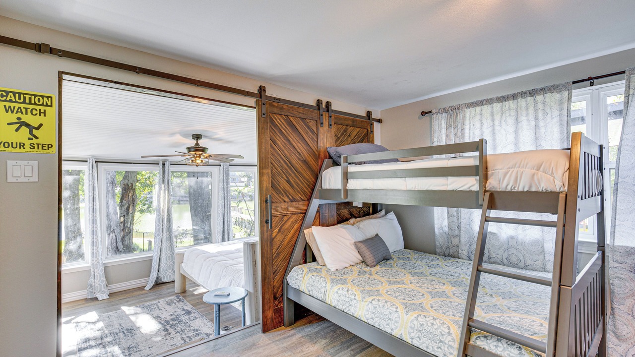 Photo of Bedroom in Gun Barrel City