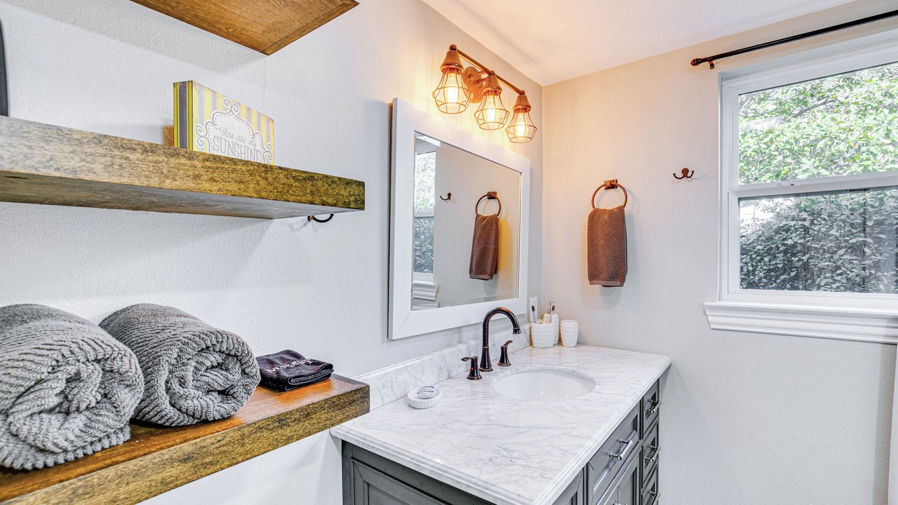 Photo of Bathroom in Gun Barrel City