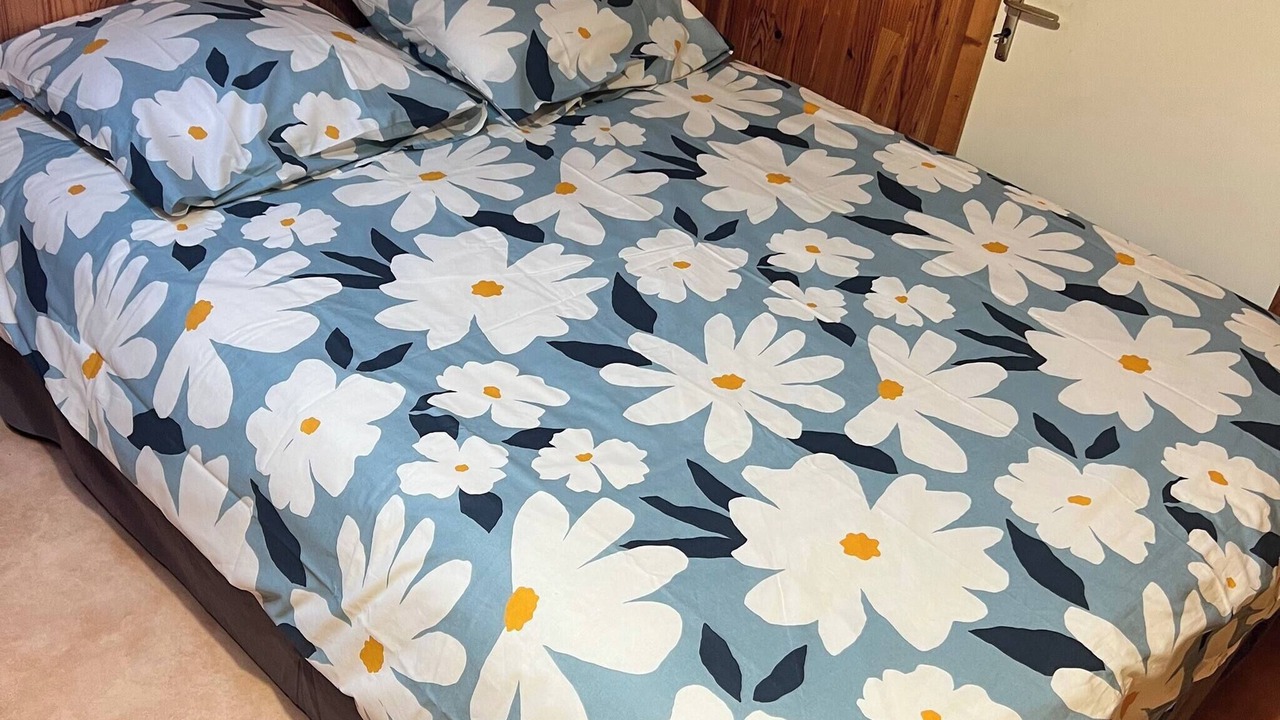 Photo of Bedroom in Vosne-Romanee