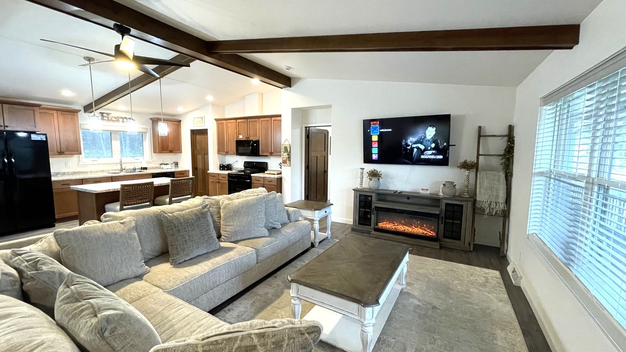 Photo of Livingroom in Spring Brook