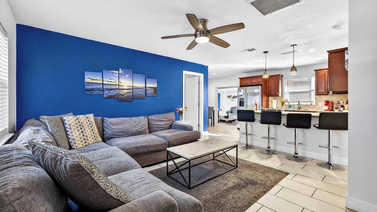 Photo of Livingroom in Sun Bay South