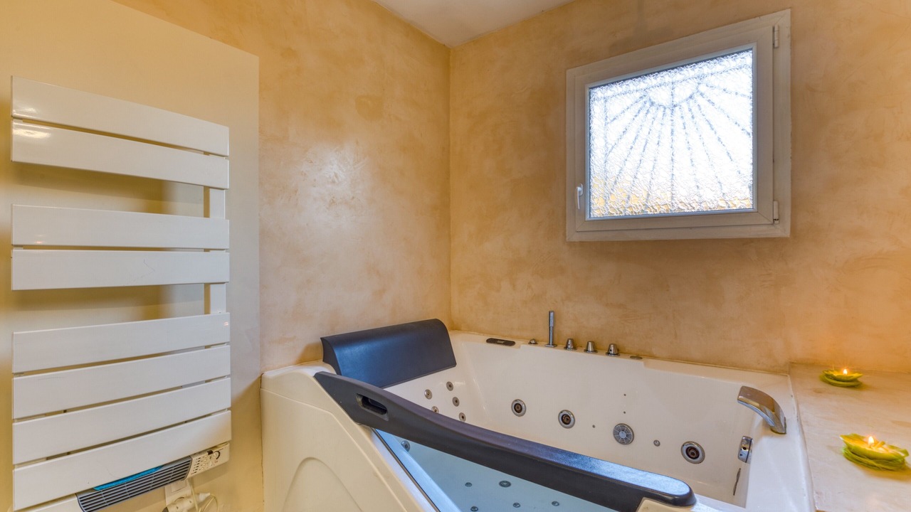 Photo of Bathroom in Alignan-du-Vent