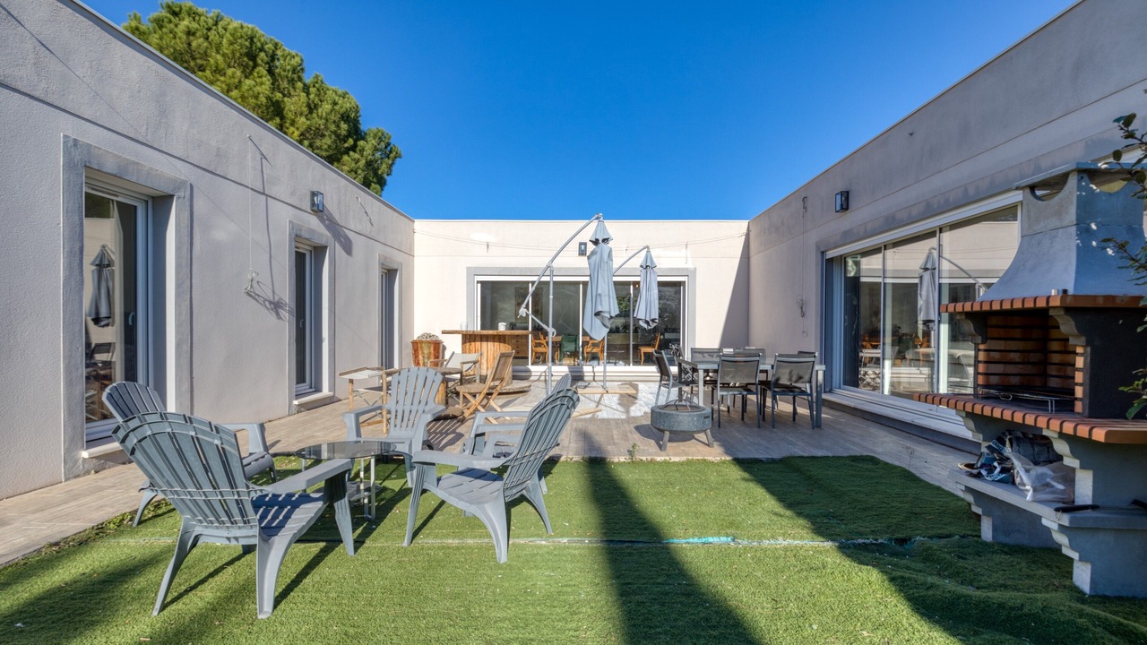 Photo of Outdoor in Alignan-du-Vent