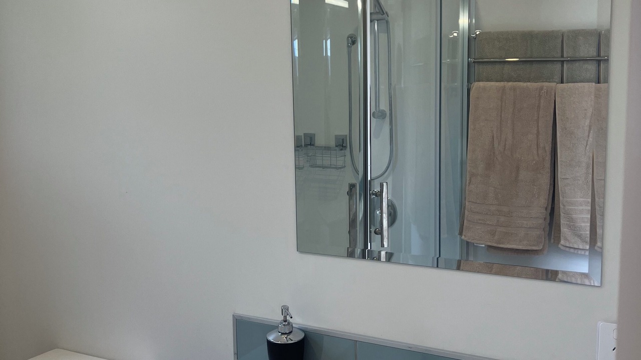 Photo of Bathroom in Omapere