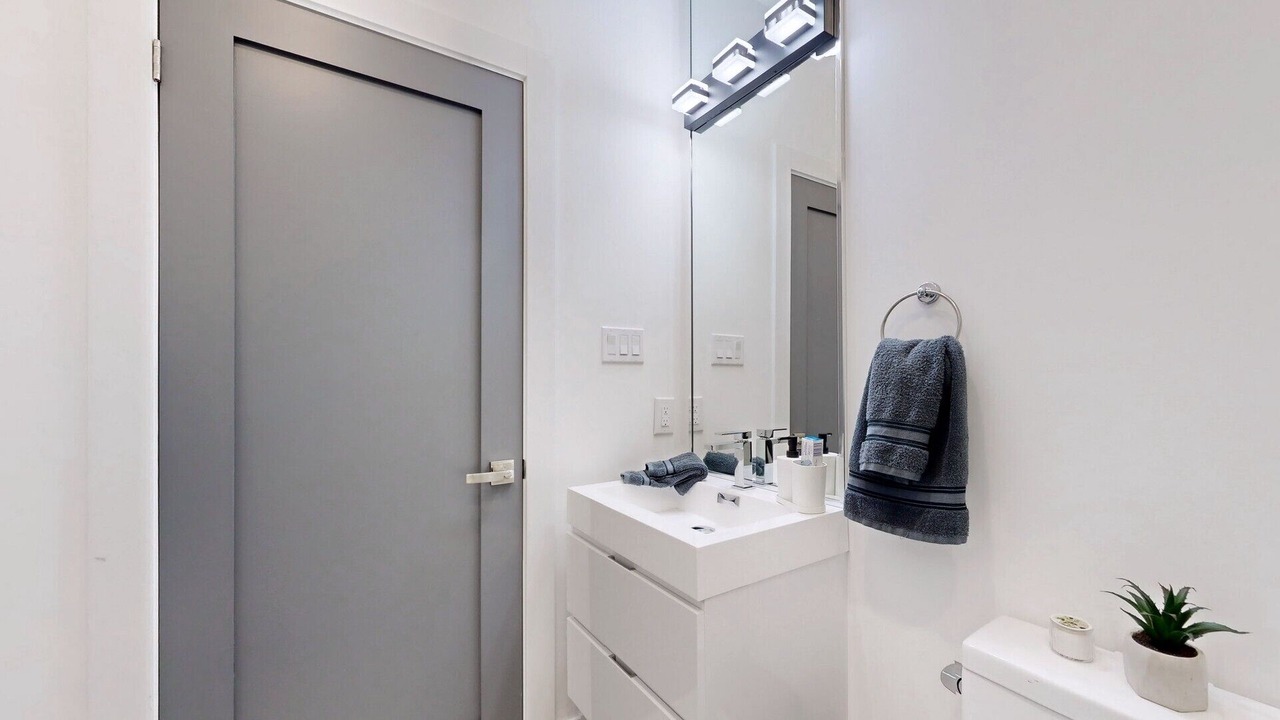 Photo of Bathroom in Alderwood