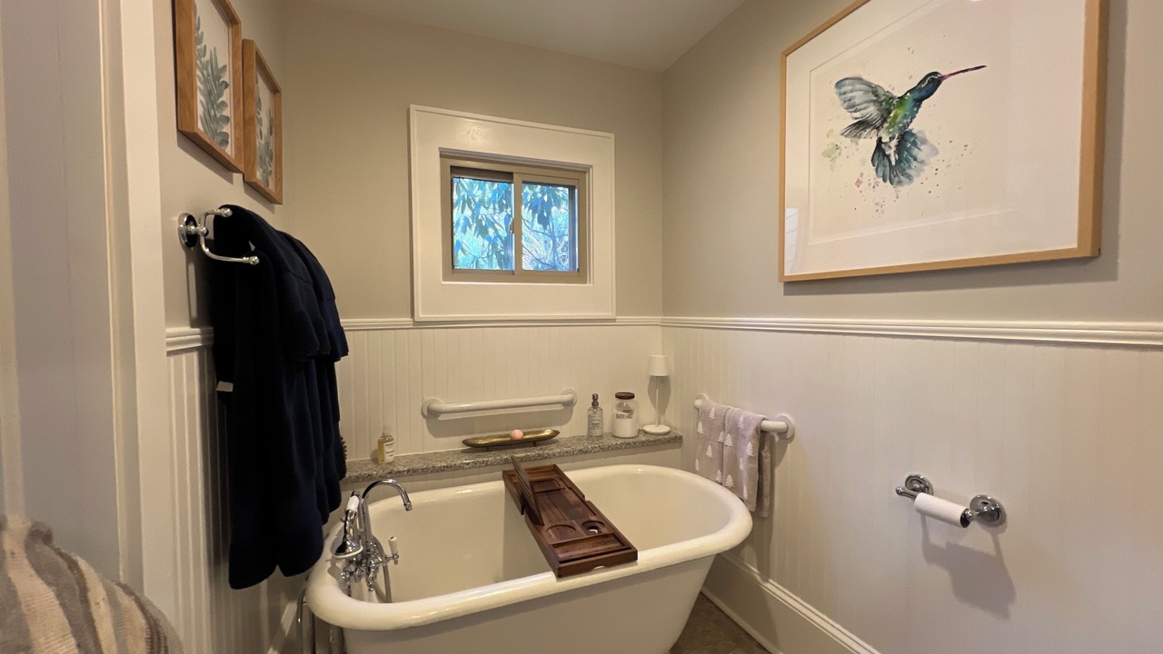 Photo of Bathroom in Lake Junaluska
