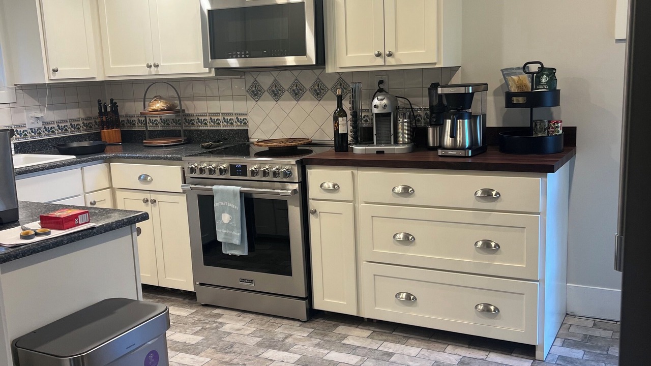 Photo of Kitchen in Lake Junaluska