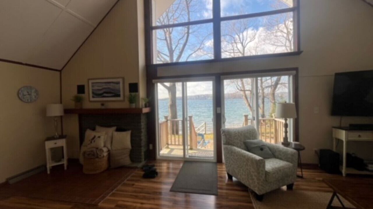 Photo of Livingroom in Skaneateles