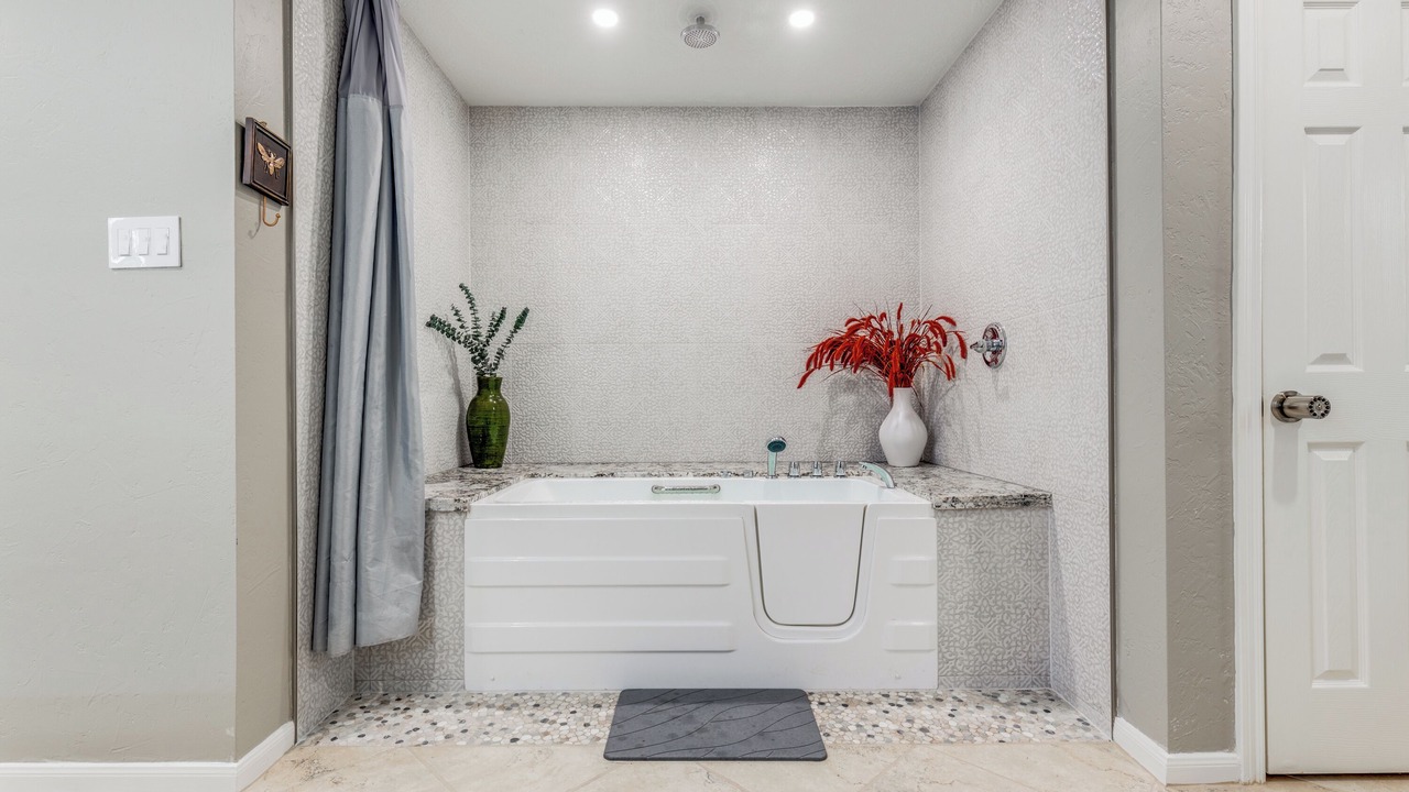 Photo of Bathroom in Pasadena