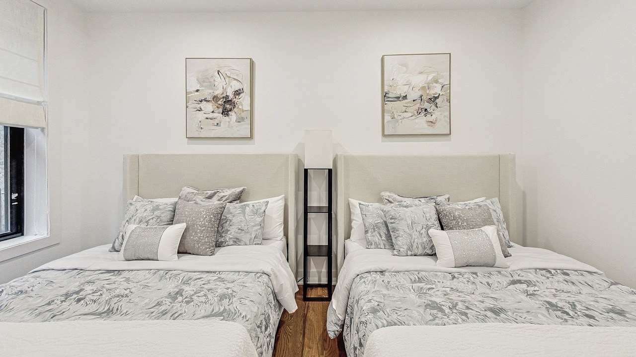 Photo of Bedroom in Lincoln Park